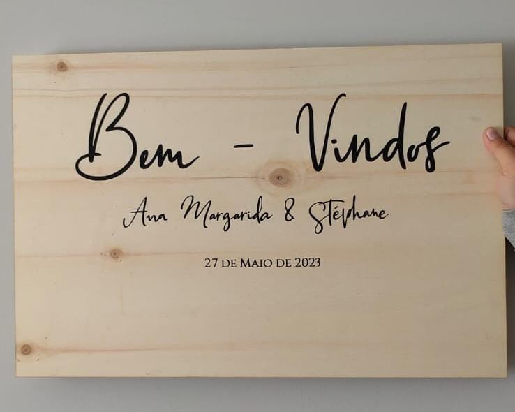 Placa - Madeira clara