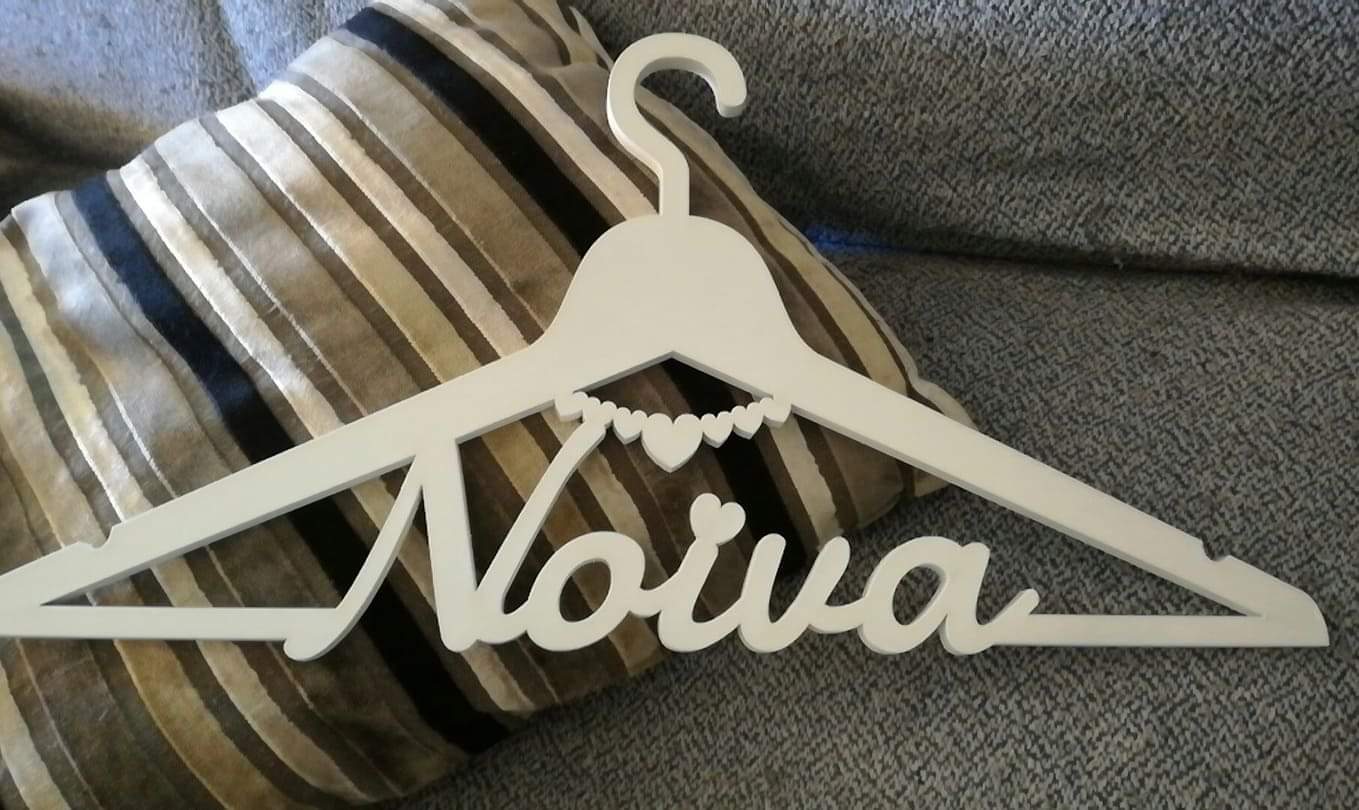 Cabide Noiva - Colar de corações